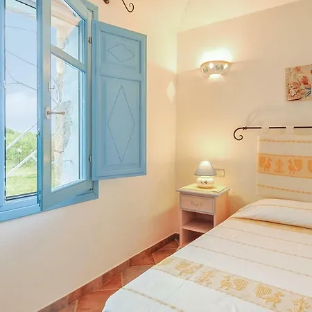 One-bedroom Holiday In Σπίτι διακοπών Budoni